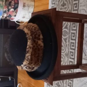 Black wool small brim hat